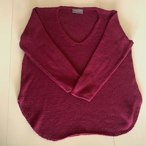 Wooden Ships Shirt Tail V Cotton sweater, Magenta, Size S/M